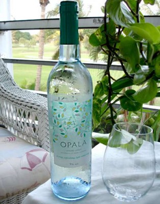 opala_winebottle