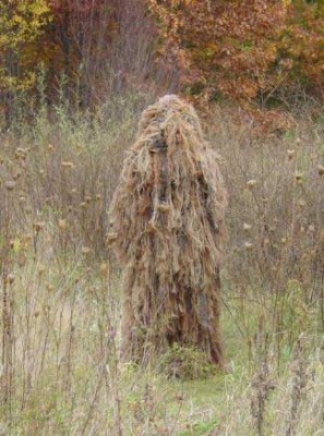 ghillie-suit